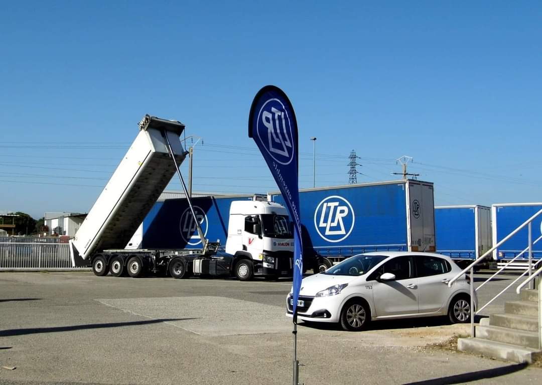 Le LTR Recrute Tour avec sa camionnette est terminé !