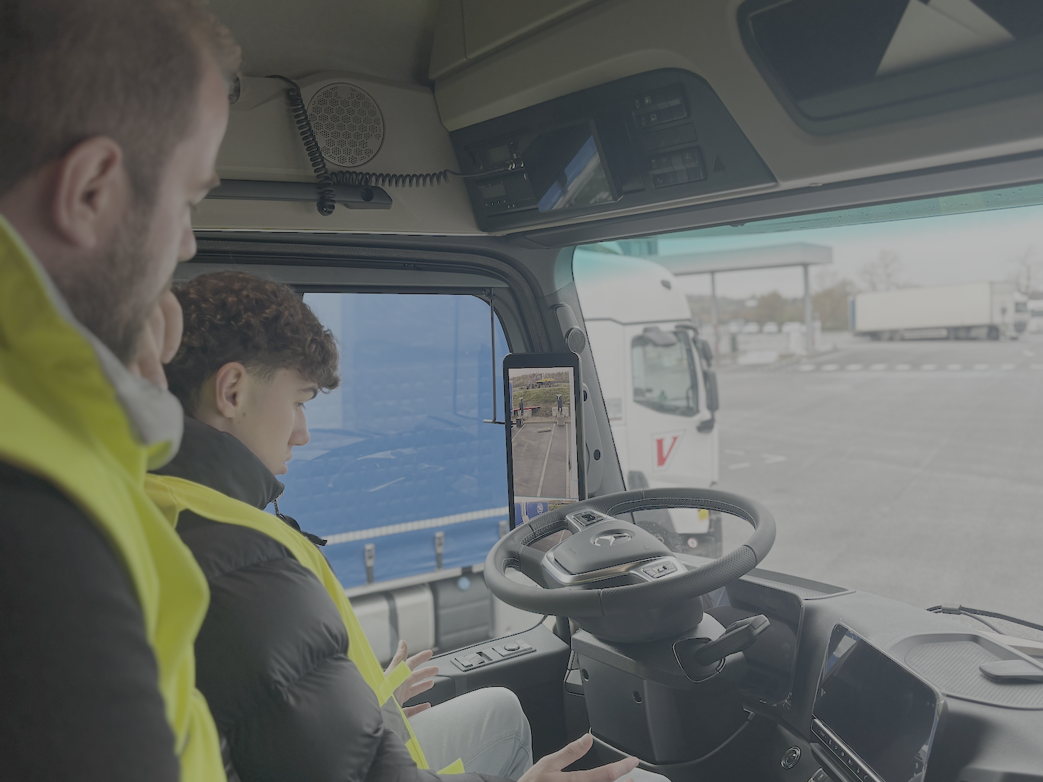 ⚡ Chez LTR, l’innovation avance et nos équipes aussi !